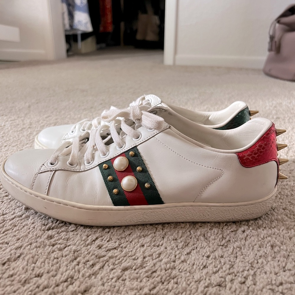 Gucci sneakers